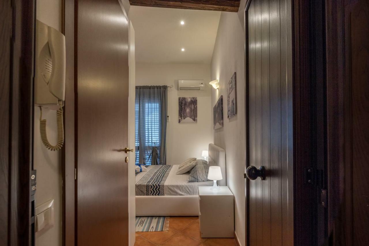 Kasavucciria Apartments ปาแลร์โม ภายนอก รูปภาพ